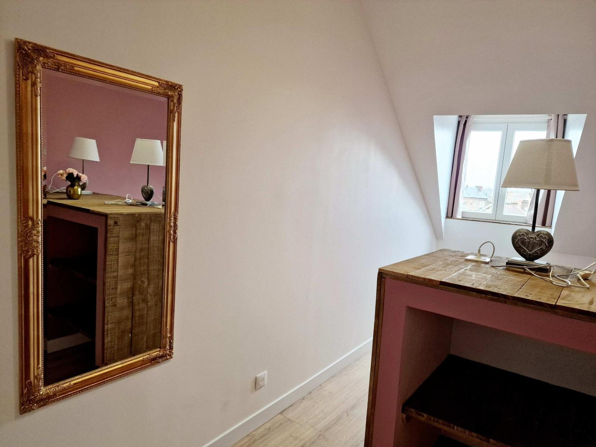 Appartement Le Colombier à Laon Extérieur photo