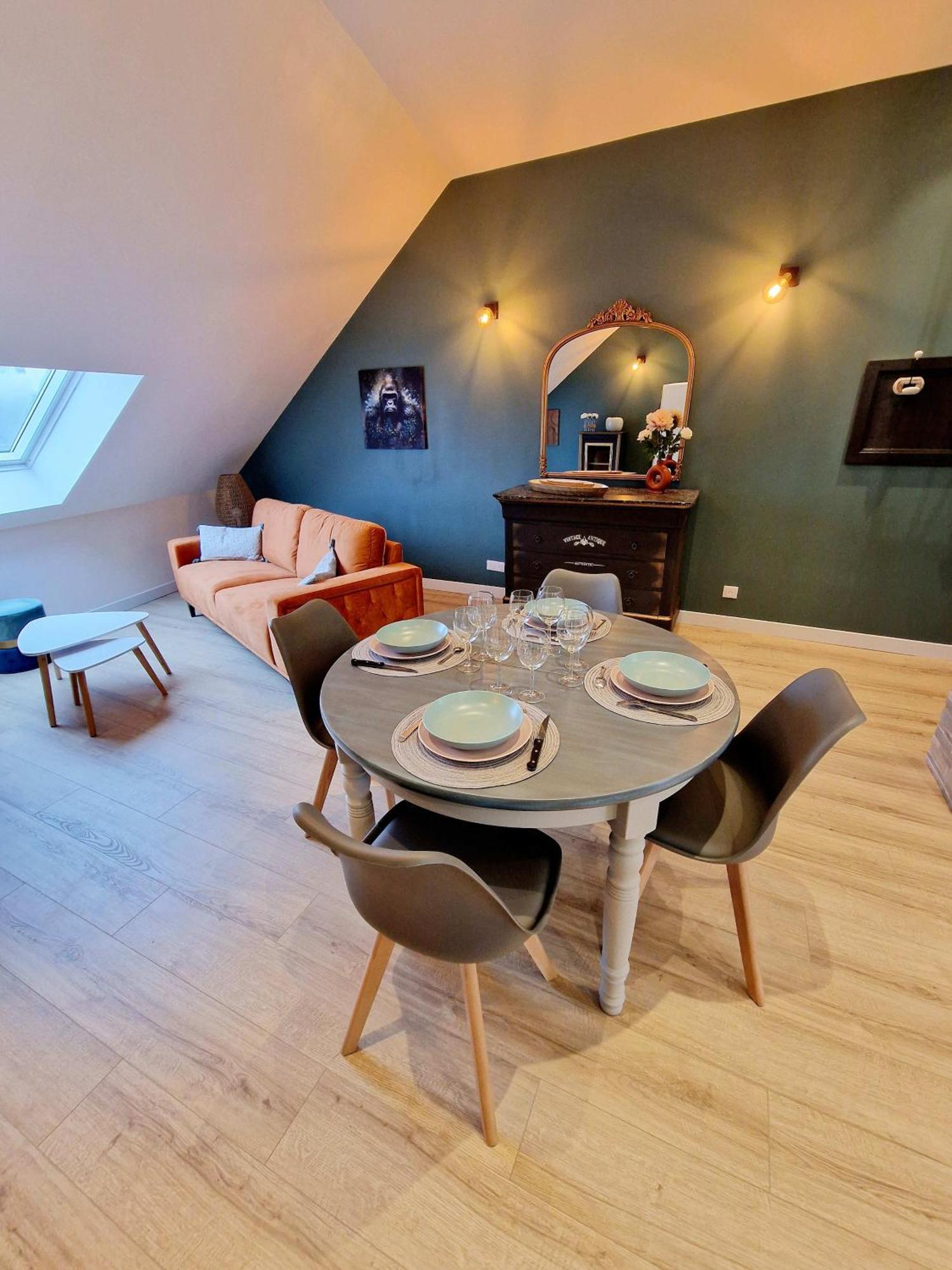 Appartement Le Colombier à Laon Extérieur photo